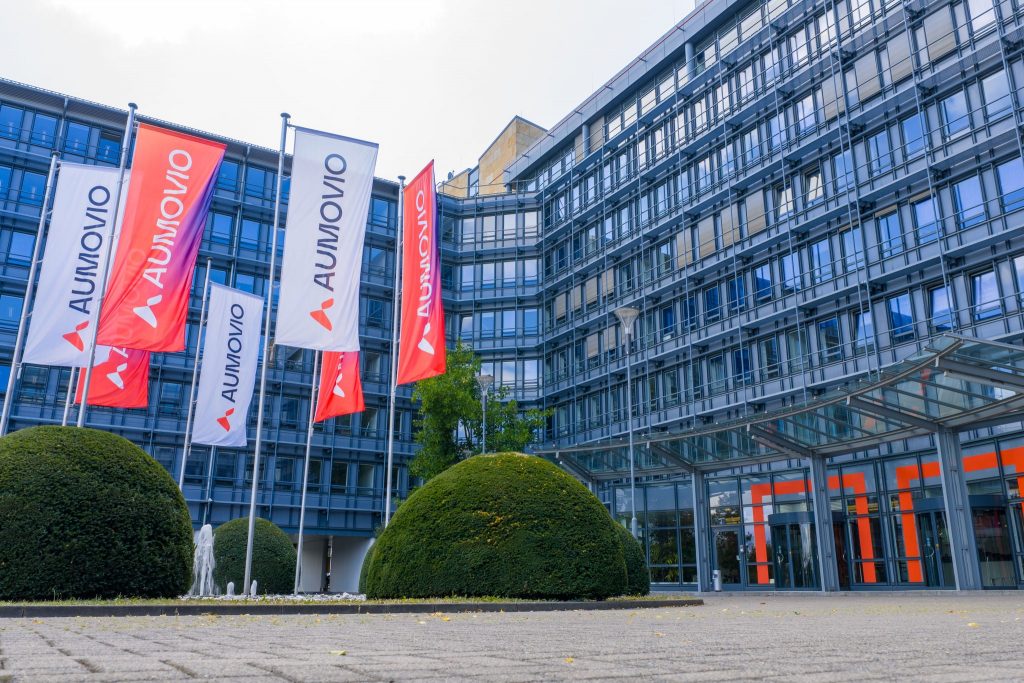 Entwicklung und Implementierung einer neuen Marke für einen Automobilzulieferer